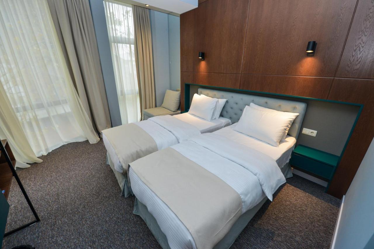 Hotel River View